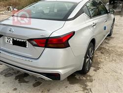 نيسان ألتيما